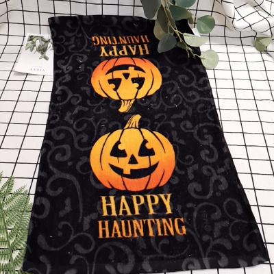 China Foreign Trade USA Wholesale Halloween Towel Bath Towel Antimicrobial Pumpkin Skull Poison Printing And Dyeing Black Reactive Gift for sale