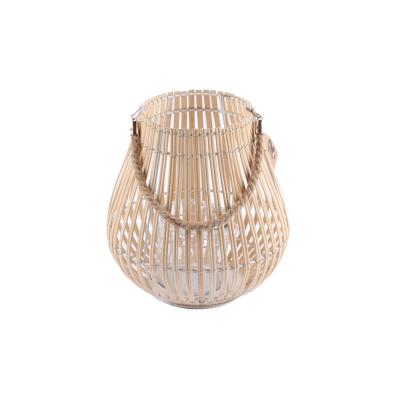 China Classic Bamboo Portable Lantern Candle Holder Decorative Outdoor Rope Lantern for sale