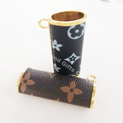 China New Arrival Portable Leather Lighter Case Handmade Lighter Cover leather with print logo lighter cover for sale