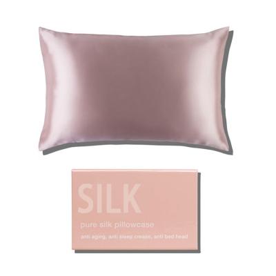 China 100 momme silk pillowcase anti-static luxury custom gift box hidden zipper 22 percent pillow case pink for sale