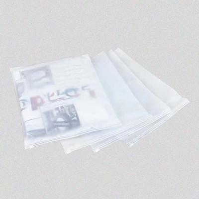 China Recyclable Clear Packaging Shoes Women Clothes Zipper Bags Pouches With Zipper Package for sale