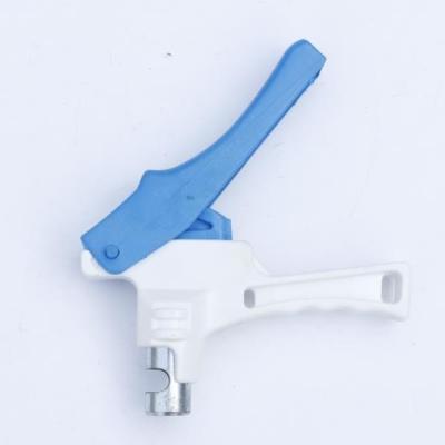 China Durable and Easy Agricultural PE Plastic Pipe Handle Puncher Irrigation Haandle Hand Tool Hole Puncher Custom Punch Puncher for sale