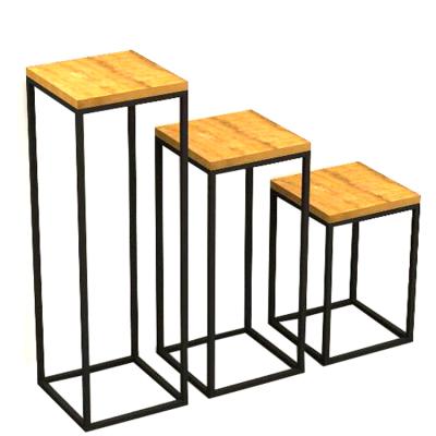 China Morden Metal Design Wooden Showroom Display Racks Shoe Racks Set for sale