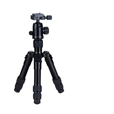 China 2018 Leadwin Professional Aluminum Tripod Foldable and Portable Digital Camera Phone Mini Table Tripod Suitable For Dslr and Video for sale