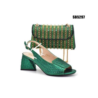 China Good quality Fashion African High heel italian shoes and bags to match women purses for Wedding/party green shoes for sale