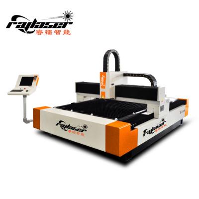 China Máquina de corte por láser de fibra de 3 ejes de 1500*3000 mm con salida de 3000W en venta