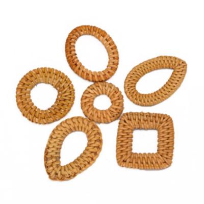 China Opens Rattan DIY Accessories Rattan Jewelry Different Shapes Earrings Natural Rattan Jewelry Earrings for sale