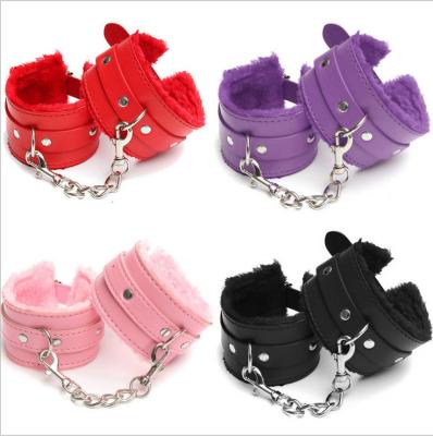 China Leahter Adlut Sexy/Attractive Sexy Handcuffs For Adlut Products for sale