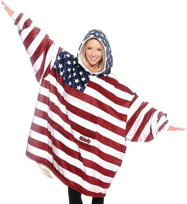 China PORTABLE Fashionable American Flag Loose Print Blankets Oversized Travel Hooded Blanket for sale