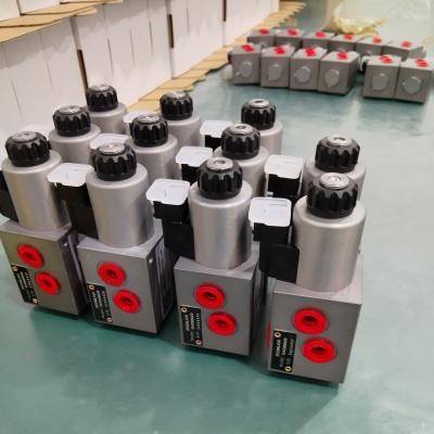 China Válvula de solenoide hidráulica de 2 posiciones con 6 puertos de aceite y maniobras de válvula de conexión DT04-2P en venta