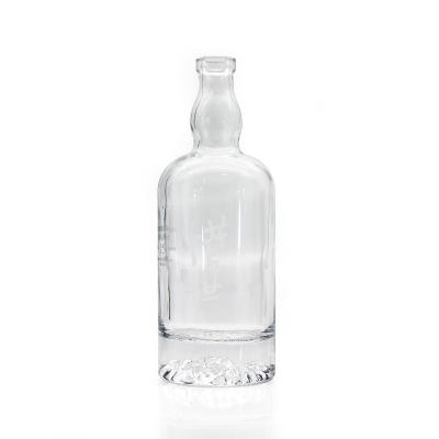 China Super Beverage Liquor Spirit Flint Glass Bottle Whiskey Customized for sale