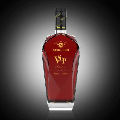 China Wholesale Design Beverage Bottle 500ml 700ml Luxury Rum Tequila Brandy Whiskey Liquor Glass Bottle for sale