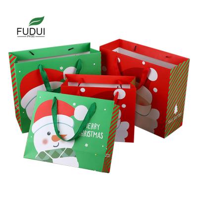 China LOW MOQ Two Size Materials FUDUI FD0551 Recycled Red Green Portable Christmas Gift Box for sale