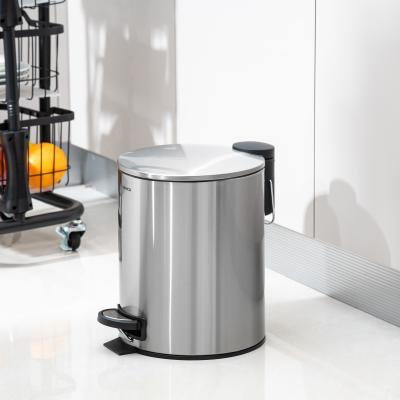 China 3L 5L 12L 20L 30L Iron Pedal Round Stainless Steel Trash Bin With Thin Lid Capacity for sale