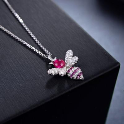 China Cute Wholesale Bulk Fashion Jewelry 925 Sterling Silver Women's Inlaid Bee Animal Pendant Necklace for sale