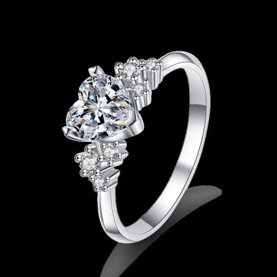 China CLASSIC s925 Sterling silver pt950 Gold Wedding Engagement fashion women's diamond heart Mosan diamond ring for sale