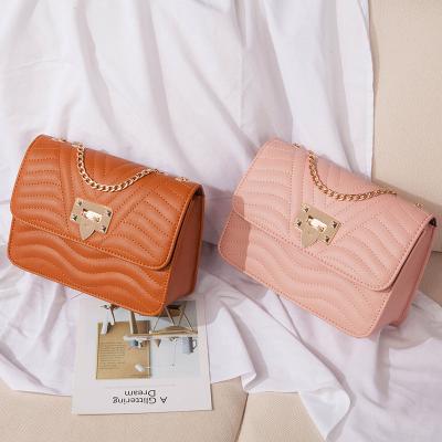 China Fashion New PU Leather Shoulder Bag Girl Classic Messenger Single Bag Women's Fashion Diamond Plaid Chain Handbag for sale