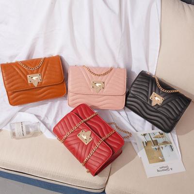 China Fashion New PU Leather Shoulder Bag Girl Classic Messenger Diamond Plaid Chain Handbag Single Bag Women for sale