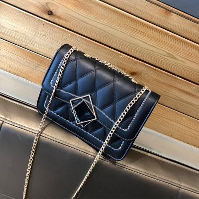 China Updated handbag fashion new Lingge chain embossed stripe square lattice lock shoulder bag small simple square buckle bag for sale