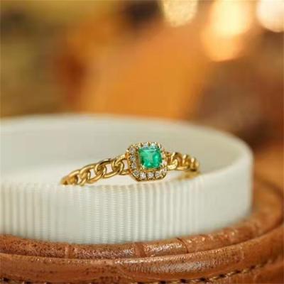 China CLASSIC Fashion Women's Elegant Pure Emerald Ring Price Jewelry Gold 18k Gold Diamond Rings Real for sale