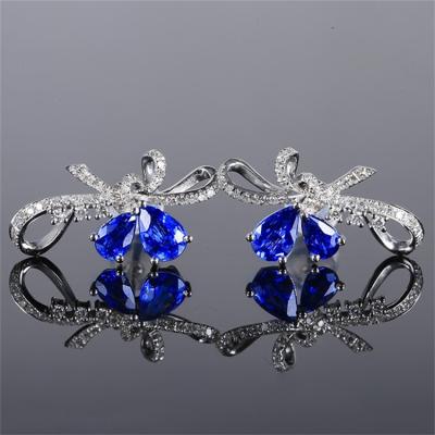 China CLASSIC High Quality Natural Jewelry VVS Diamond Earrings 18K Soild Gold Earrings for sale