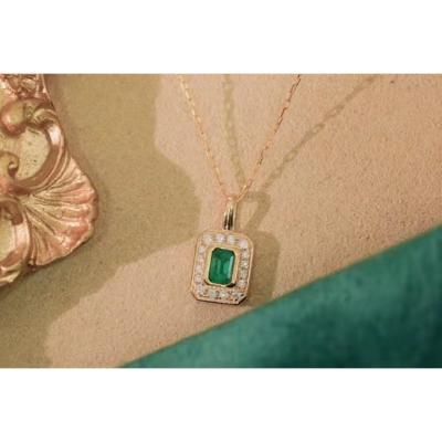 China Exquisite simple classic Zambian Emerald Necklace good prices good quality FASHIONABLE green jades for sale