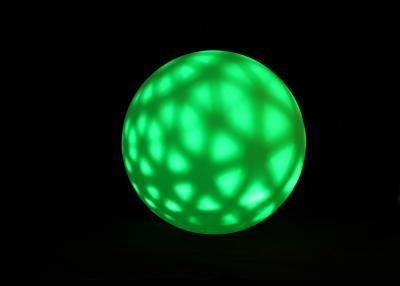 China La decoración al aire libre encendió las bolas de la esfera, tipo recargable flotante llevado de las bolas del resplandor en venta