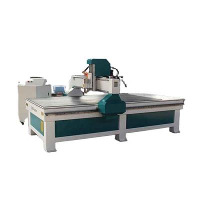 China 1325 Best quality cheap High Speed New type cnc engraving machine wood metal cnc router prices à venda