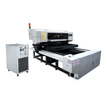 Chine Hot Selling Good Quality Flatbed Die Cut Plywood Laser Cutting Machine à vendre