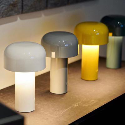 China New-designed Modern Creative Hotel Room Battery Operated Hotel Bedroom Table Lamp Mushroom Lamp Rechargeable Table Lamps for sale