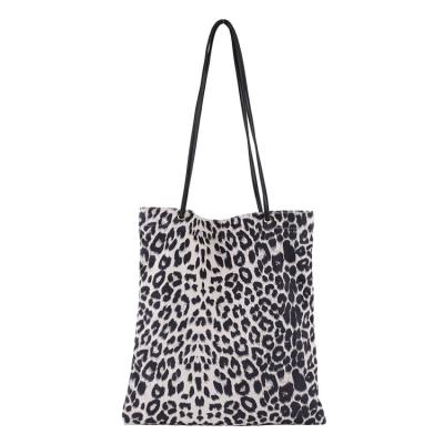 China Retro fashion handbag CIA leopard pattern Korean simple fashionable casual cloth bag single shoulder bag for sale