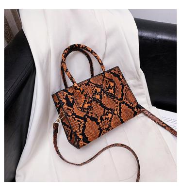 China Custom Print High Quality Snake Skin Ladies Snakeskin Leather Cross - Body Bag Women Handbags Pinch for sale