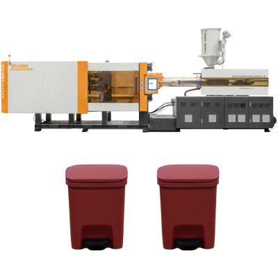 China 550T Horizontal Injection Molding Machine For Manufacturing Plastic Waste Bins for sale