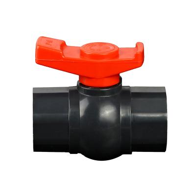 China PVC/Upvc General Plastic Ball Valve SCH40/SCH80 ANSI/DIN White and Gray Body Red Handle Octagonal Ball Valve for sale