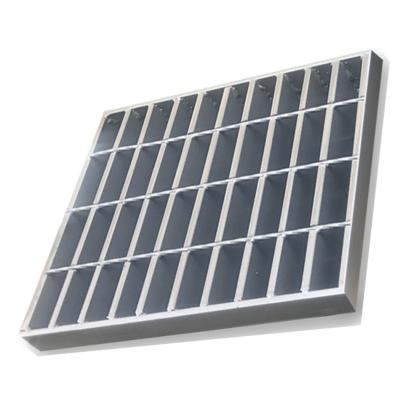 China Traditional Metal Galvanized Forge Welding Steel Floor Gratings Steel Bridge Grating Flat Galvanized Steel Grate Cover Drainage for sale