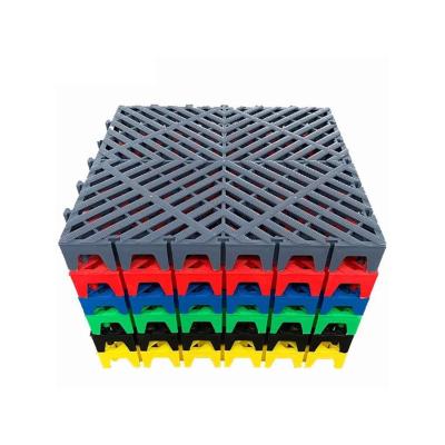 China Modern Size 40X40X1.8cm PP Plastic Non Slip Interlocking Splicing Floor Mat Garage Floor Tiles For Car Wash Room Flooring for sale