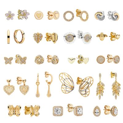 China 2020 Fashion Jewelry Wholesale Trendy Silver Stud Earrings For Women for sale