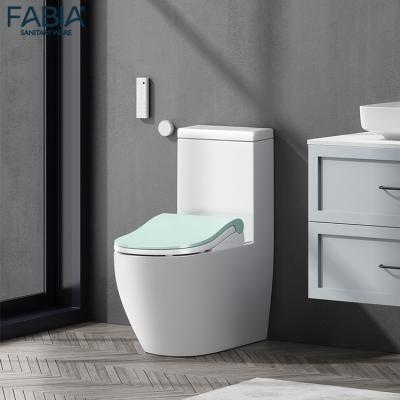 Κίνα Double-Flow Ceramic Low Price Home Smart Gravity FlushingToilet Automatic WC Toilet Bowl προς πώληση