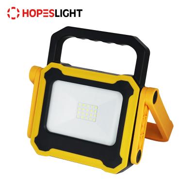 China Adjustable Stand 800 Lumen USB Rechargeable LED Work Light with Power Bank Function and IP54 Waterproof for sale