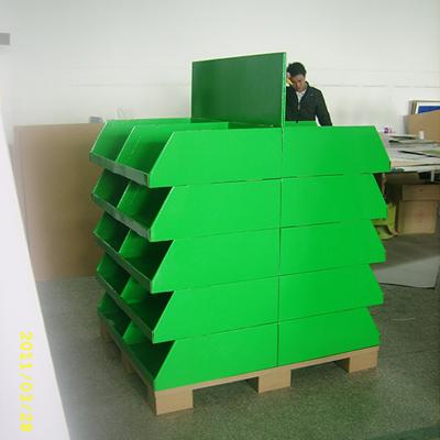 China 20 trays Corrugated Retail Cardboard Pallet Display UV Coating for Exhibitor for sale