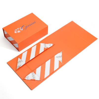 China Wholesales Recyclable Custom Color Print Pantone Logo Cardboard Packaging Box Magnetic Foldable Gift Box for sale