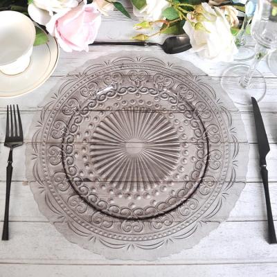 China Sustainable 13 Inch Custom Vintage Embossed Gray Glass Wedding Lace Charger Plates Wholesale for sale