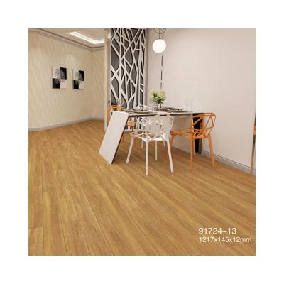 China Modern Embossing Gray Rectangular High Density Fiber Technology Flooring Tiles Waterproof Laminate Flooring for sale