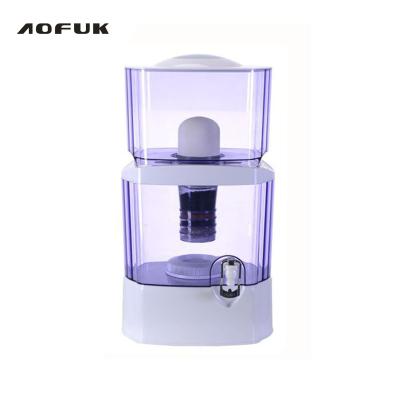 China Easy Operation 24L High Capacity Factory Direct Sale Non Electric Water Purifies With Mineral Filtration for sale