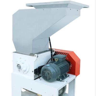 China Garment Shops Factory Price Middle And Machine Side Low Speed ​​Crusher for sale