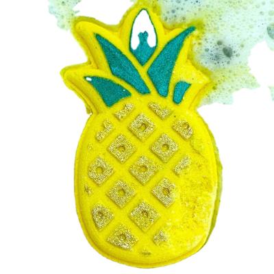 China Fizzy Pineapple Bath Bombs Kids Spa Hotel OEM Christmas Organic Handmade Aromatherapy Bathbomb Fizzy Bath Bombs for sale