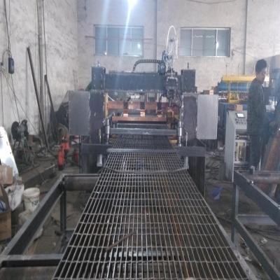 China Welding Industry GST Two Spot Press Semi Automatic Lock Steel Grid Welding Machine for sale