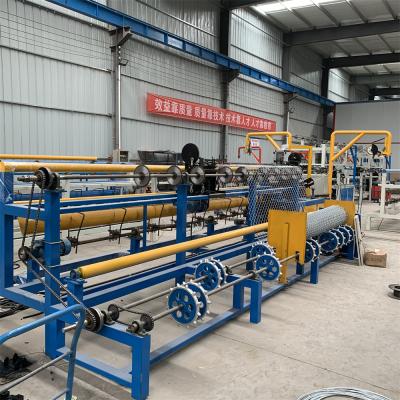 China High Speed ​​Manual Construction Material Stores 2 Worms Chain Link Fence Machine With Compact Roll for sale