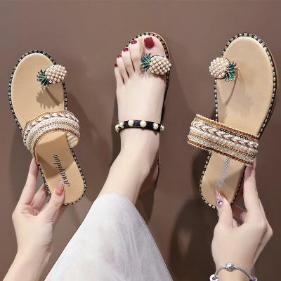 China Ladies Flat Toe Bohemian Casual Beach Sandals Slipper Fashion Trend Female Pearl Pineapple Platform Shoes Designer 2021 Black Slides Wholesale for sale