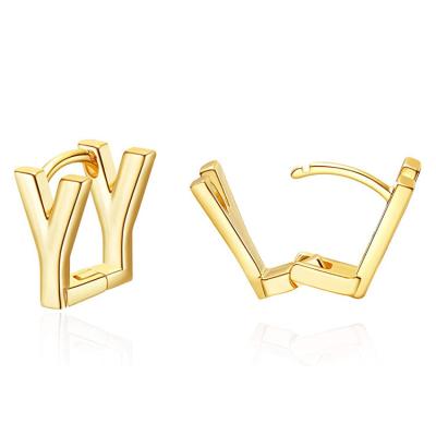 China UNIQ CLASSIC Stud Earrings For Women 26 Letters A-Z Earrings Valentine's Day Jewelry Gifts for sale